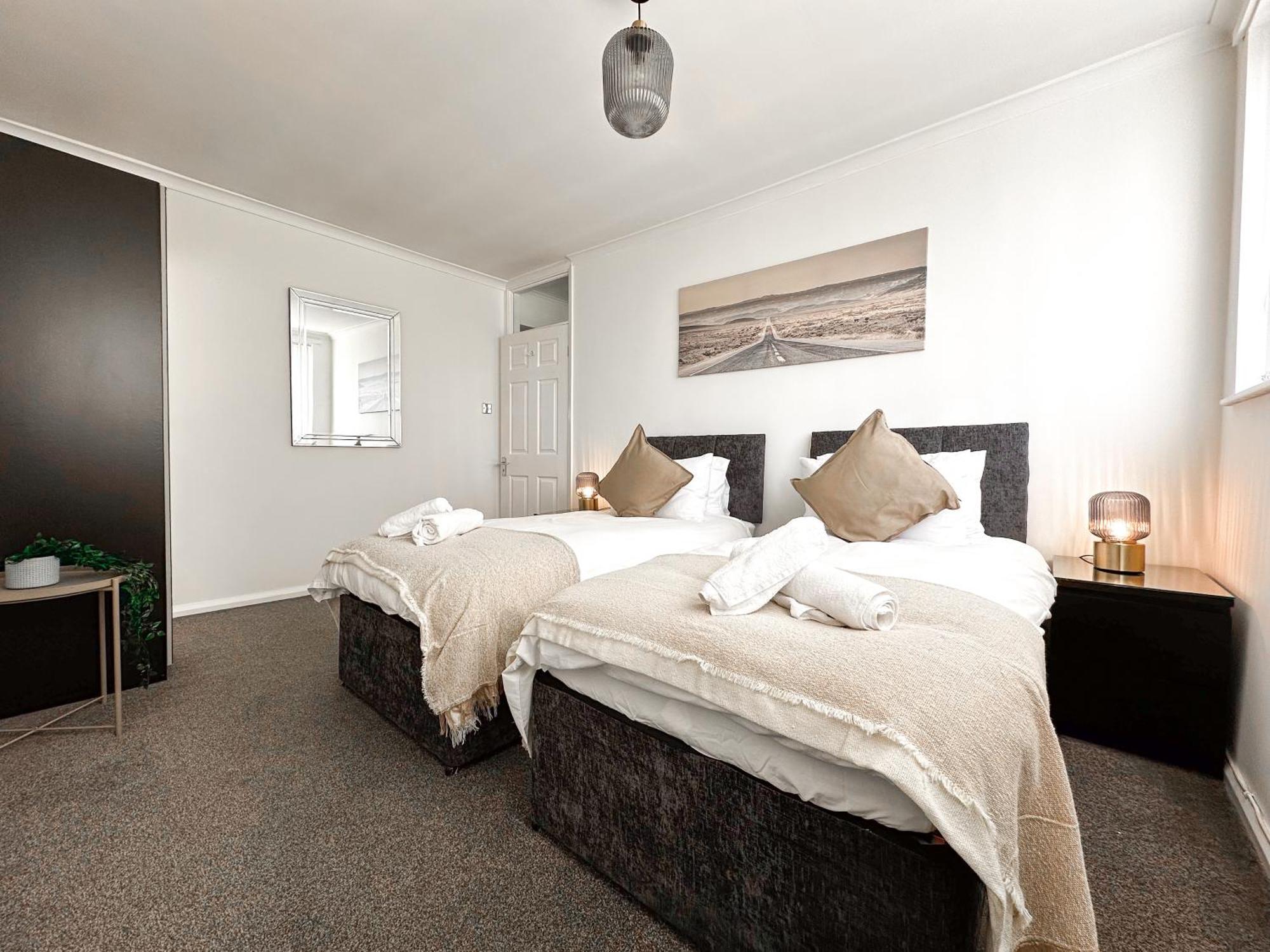 Contemporary And Cosy Birmingham Apartment- Free Parking & Wi-Fi Экстерьер фото